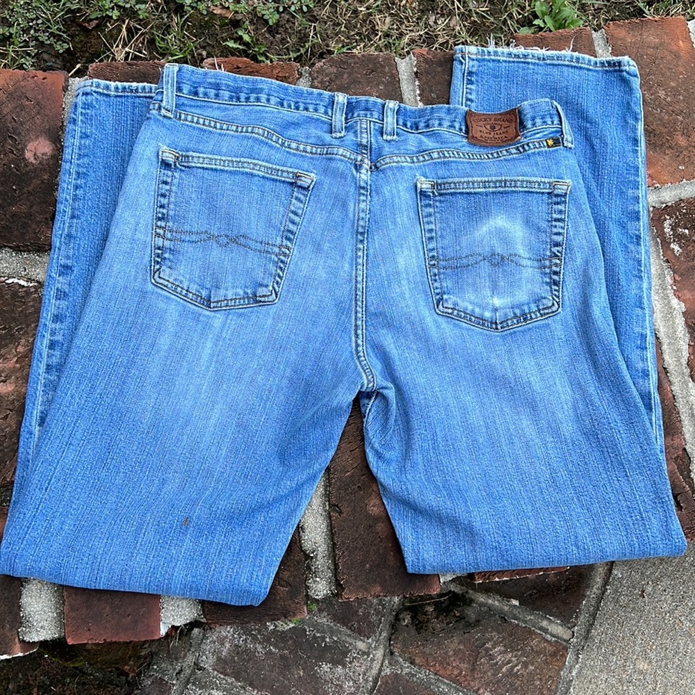 Lucky Brand 361 Vintage Straight distressed jeans size 34 - Picture 3 of 8